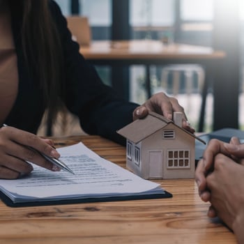 Bod uitbrengen op huis, financieringsvoorbehoud